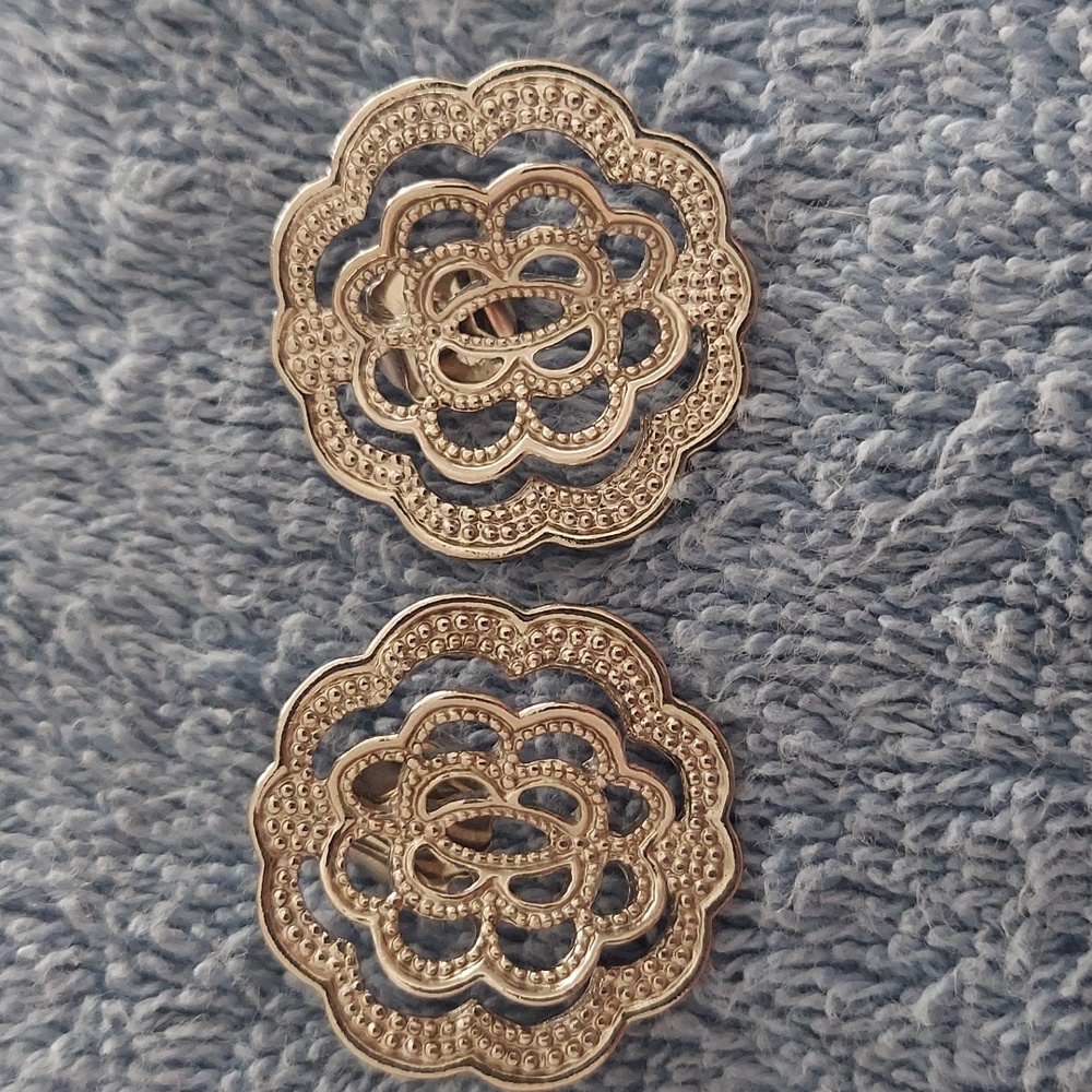 Vintage 80's silver tone earrings